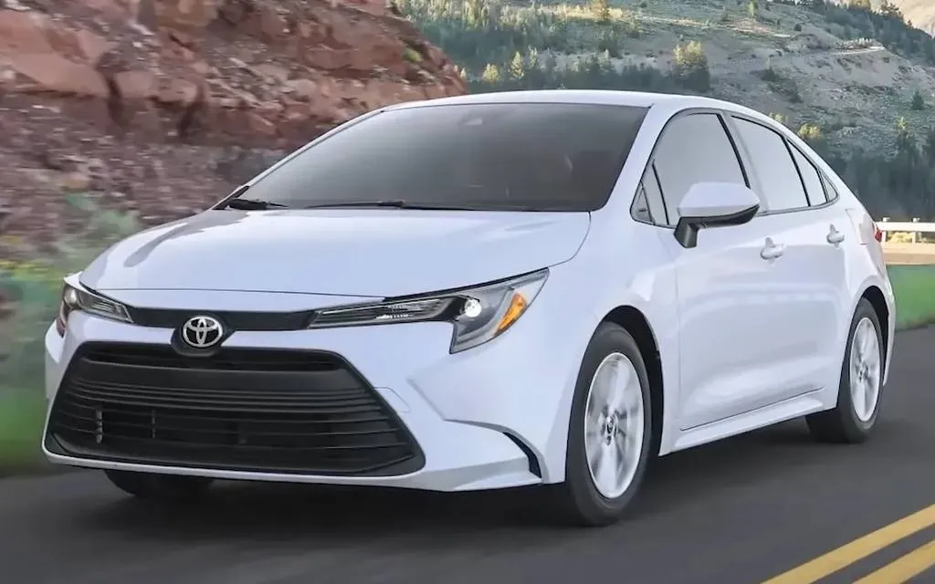 Надежность и инновации в каждой детали Toyota Corolla 2025