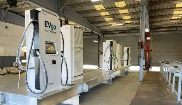 Сборные устройства быстрой зарядки вдвое сокращают время ожидания